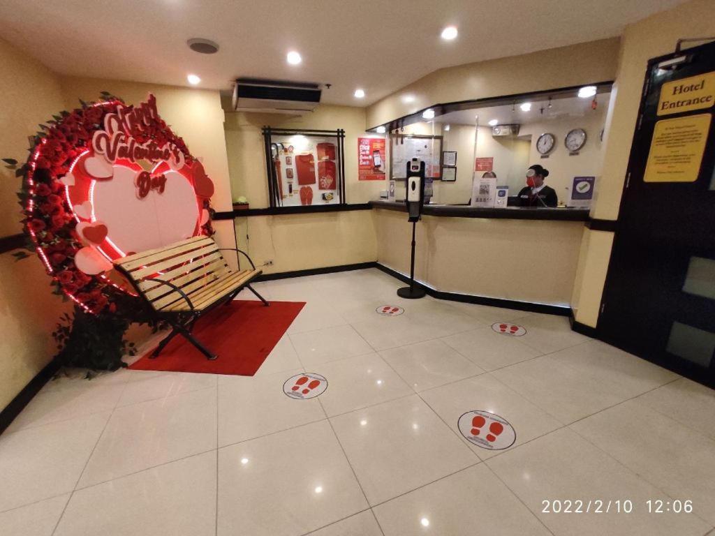 Hotel Sogo Avenida Манила Экстерьер фото